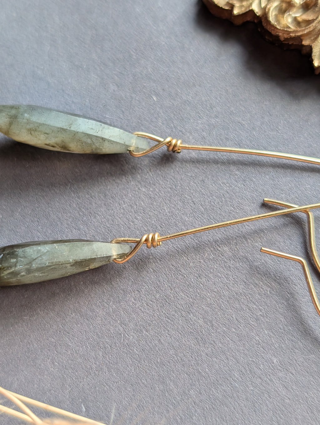 Ohrhänger "Velvet Briolettes" - Lange Ohrhänger mit Labradorit